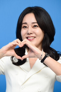 Yunjin+Kim+Ode+My+Father+Photocall+65th+Berlinale+Yty6vBG4VBil.jpg