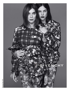 1488727117_Mert__Marcus_Givenchy_Fall_Winter_13_14_01.thumb.png.f8d6e4293c8bcd72e3c066e39102cfb7.png