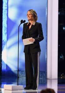 Jodie+Foster+25th+Annual+Screen+Actors+Guild+xqrdDb95NBvl.jpg