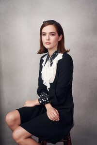        zoey270419BZNimage117.jpg