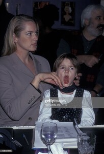 Model Ashley Richardson and daughter Daisy Richardson attend First Annual ESPY Sports Awards Fashion Show on February 6, 1997 at the Fashion Cafe in New York City.jpg