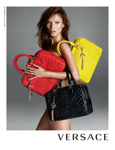 1660618543_Mert__Marcus_Versace_Fall_Winter_13_14_04.thumb.png.38dd707593887ed815b9185c797e07f9.png