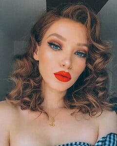 _missbo~1504897523~1599518814923767439_1119937396.jpg