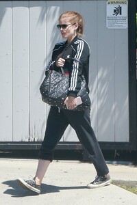         kat190419BZNimage105.jpg