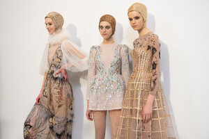 1781273105_dior-hc-bks-v-rs19-7579(1).thumb.jpg.c04a9fc9e8375ae348103ecbb5614b62.jpg