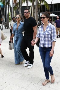         jlo210419BZNimage132.jpg