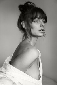 1917145366_RachelJoy_StephaneBoubert(8).thumb.jpg.6a34b18889249dbea0c8c7fe311655c1.jpg