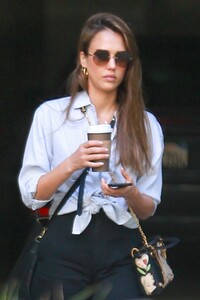        jes230419BZNimage6.jpg