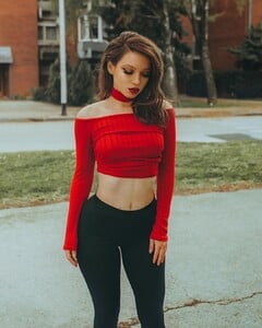 _missbo~1491844511~1490022219757433017_1119937396.jpg