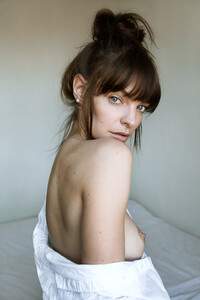 2008294958_RachelJoy_StephaneBoubert(7).thumb.jpg.e6b1f3a19911d245622d7a258d61d885.jpg