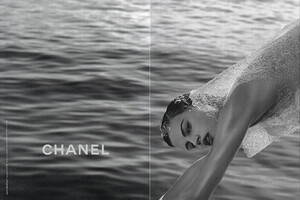 2012-ss-Chanel-04a.jpg