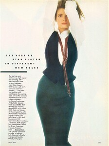 2107655724_VogueUSAaugust1988LookchangersbyWayneMaser10.thumb.jpg.681d7319db6a278ecc90dcbaf4851f2b.jpg
