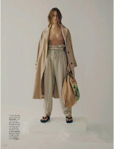 Elle Espana 04.2019_downmagaz.com-page-029.jpg