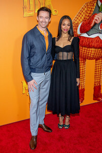 Zoe+Saldana+Missing+Link+New+York+Premiere+fZde74lizdBl.jpg