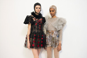 370292296_dior-hc-bks-v-rs19-7423(1).thumb.jpg.a009c7e1463267cf9e44f8791d56b3a6.jpg