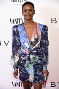 Flaviana+Matata+BVLGARI+World+Premiere+Celestial+puD1YzUDw2cx.jpg