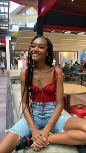 402489072_chey_maya15451421331937115087744306335_43762120.thumb.jpg.61e40990ee8497e8107cbcc1524247a3.jpg