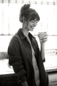 41017776_RachelJoy_StephaneBoubert(18).thumb.jpg.0e7167010b51332e42212214af3e7111.jpg