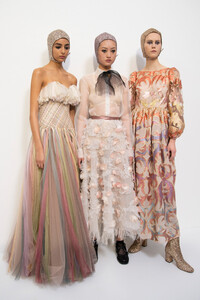 43023780_dior-hc-bks-v-rs19-7535(1).thumb.jpg.a96262f462db9f55aaadeb09fd89dbc8.jpg