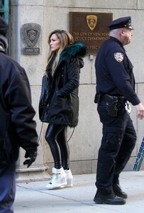         jlo010419BZNimage35.jpg