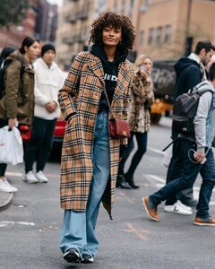 647579452_chey_maya15488027201967822306341176437_43762120.thumb.jpg.b92474e32871daad79614574862792e4.jpg