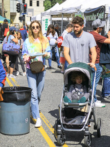 Whitney+Port+Whitney+Port+Farmers+Market+Iin+hQy11BoY2zDx.jpg
