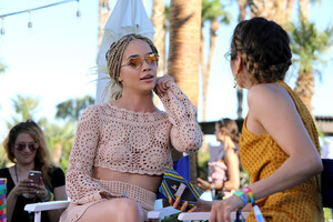 Jasmine+Sanders+REVOLVEfestival+Day+1+JwLzmPQfv4Ol.jpg