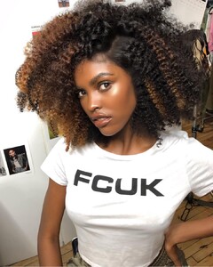 67067405_officialamilnaestevao15547501842017713240827468220_736078499.thumb.jpg.8e8c84cd412e26fbf2d58aadab99d1d9.jpg