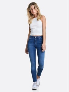 7050221025064_f_m_jp-higher-crystal_jeans_w32_p599_e6499_530-blue17943.thumb.jpg.5188132dca37f26af5864ba54df81625.jpg