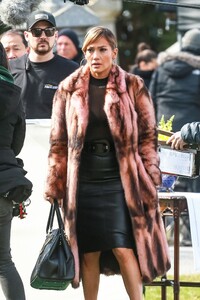         jlo020419BZNimage104.jpg