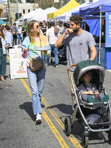 Whitney+Port+Whitney+Port+Farmers+Market+Iin+z7R1vB8Bdxcx.jpg