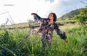 8-ALANNA_ARRINGTON_ELLE_ITALIA_APRIL_2019_GILLES_BENSIMON-150-151.thumb.jpg.e35f888d47093d4c981dfb0d5752b1e6.jpg