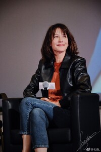 8445ccdcly1g232s0m7a3j20u018z7gk.thumb.jpg.f571bb7e459c9104e0819abf9c5c4644.jpg