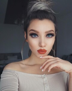 _missbo~1483992058~1424151066613709434_1119937396.jpg