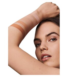 852696315_chanel.beauty15489495621969053875127590797_6743424730.thumb.jpg.56d9515d92e6a55f801ab10b03c11490.jpg