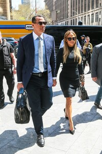         jen170419BZNimage121.jpg