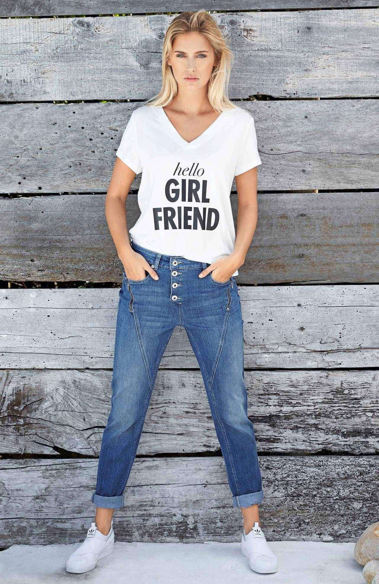 https://www.bellazon.com/main/uploads/monthly_2019_04/86945014_AndreaNilsson_Halensdenim_2.jpg.7638067161262acb5a1149102d890f1c.jpg
