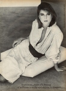 902270245_Boman__Giaviano_Vogue_US_February_1981_06.thumb.jpg.a8946998ae54e8da95485638a09c5c26.jpg
