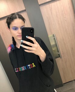 nikkivonsee_~1548002570~1961110156112665813_303615481.jpg