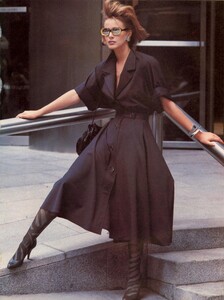 Boman_Vogue_US_November_1983_07.thumb.jpg.12e44f493e5f552aa1e85c861216aabd.jpg