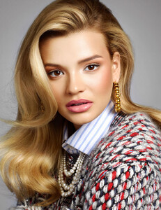 Cayley-King-Fashion-Gone-Rogue8.thumb.jpg.1540a2c77f727311ace5f8b774450222.jpg