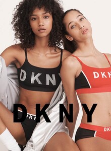 DKNY-Intimates-Spring-Summer-2019-Campaign01.thumb.jpg.805a5e3726b62d6bcda64057d6886874.jpg