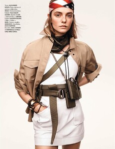 Elle3827-page-017.jpg