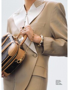 Grazia490-page-010.jpg