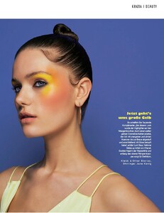 Grazia_17.4.19-page-011.jpg