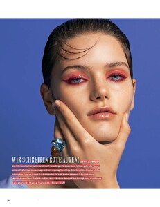 Grazia_17.4.19-page-014.jpg