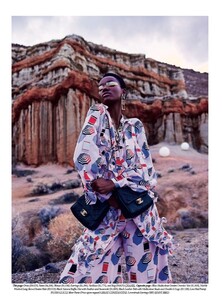 Herieth-Paul-Dress-Kill-Magazine-Cover-Photoshoot05.thumb.jpg.3ab123dd770aeefc70de9de40d55c234.jpg