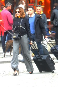 Laetitia-Casta_-Out-and-about-in-Milan-02.thumb.jpg.f508c70b68458d895e6d3cc65ac91204.jpg