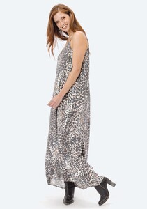 Lovestitch-Leopard-Dress-9_2048x2048.jpg