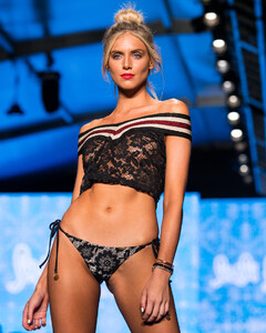 Luli-Fama-Miami-Swim-Week-144.jpg